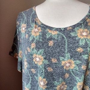 🌼SOFT 🌼cotton Lularoe Classic T, 3xl, nwt